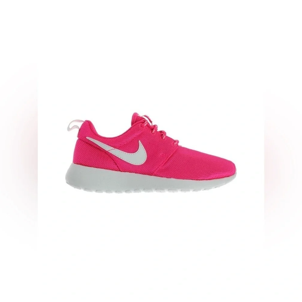 Nike Roshe One Shoes Hyper Pink/White Size 7Y Women’s Size 8.5 Style 599729-609